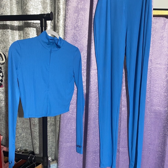 Trendy Blue 2pc Lucky Label Set - Picture 9 of 9